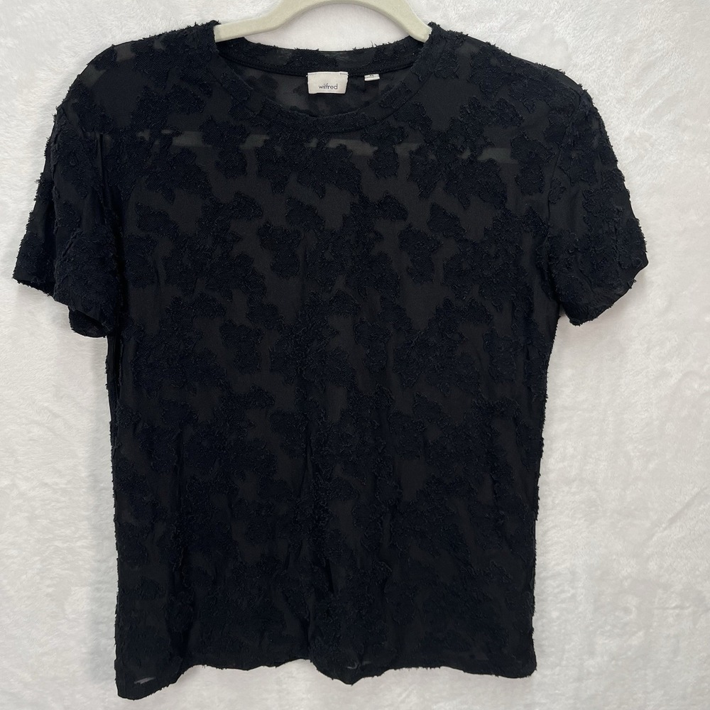 Aritzia Wilfred‎ Lace Top Womens XS Black Sheer Short Sleeve Floral Burnout